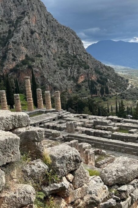 Delphi Navel Of Earth Hosios Loukas Full Day Private Tour - Inclusions and Cancellation Policy