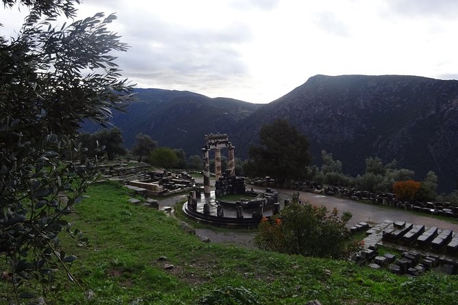 Delphi With Professional English Guide and Transportation - Tour Schedule