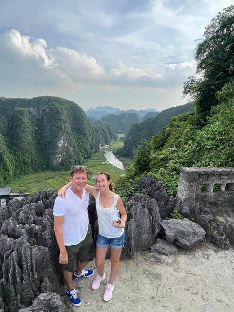 Deluxe and Small Group Tour in Hoa Lu Tam Coc Mua Cave - Pickup and Transfer