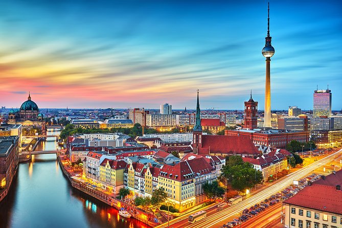 Deluxe Berlin Tour From Warnemünde Port: Gourmet Food, Wines & Top Sights - About Your Stay