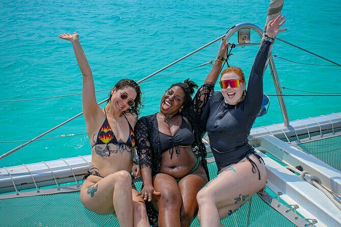 Deluxe Catamaran Tour to Isla Mujeres, Drinks, Snorkeling, Buffet - What to Expect from This Catamaran Day Trip