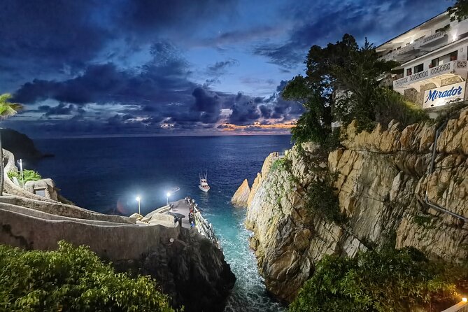 Deluxe Cliff Divers+Sunset Exhibition Bynight W/Different Options - Reviews and Ratings