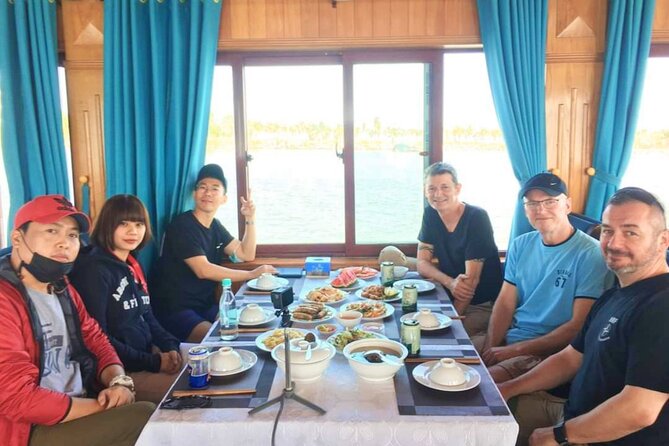 Deluxe Halong Bay Day Cruise Small Group With Better Care - Exploration of Limestone Caves