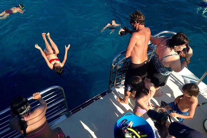 Deluxe Na Pali Morning Snorkel Tour on the Lucky Lady - Additional Information