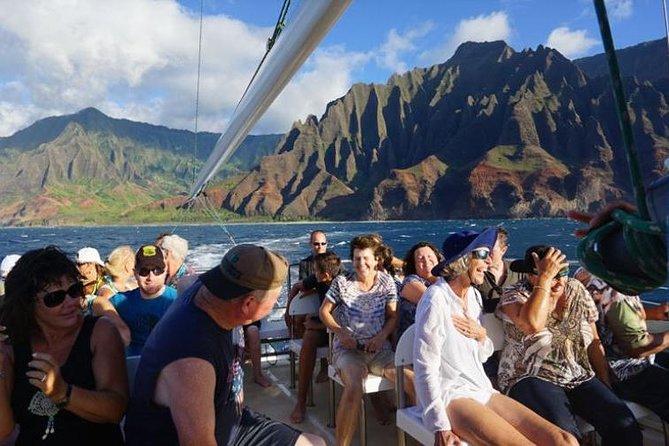 Deluxe Na Pali Sunset Tour on the Lucky Lady - History and Legends