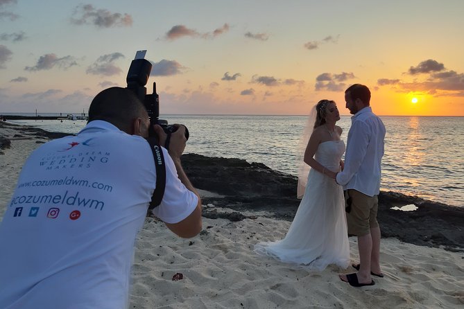 Deluxe Photography Session - Flexible Timing and Location