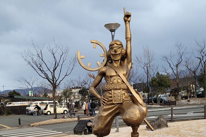 Deluxe Private Tour: Mt. Aso, One Piece Statues and Shrine Visit - Itinerary Breakdown