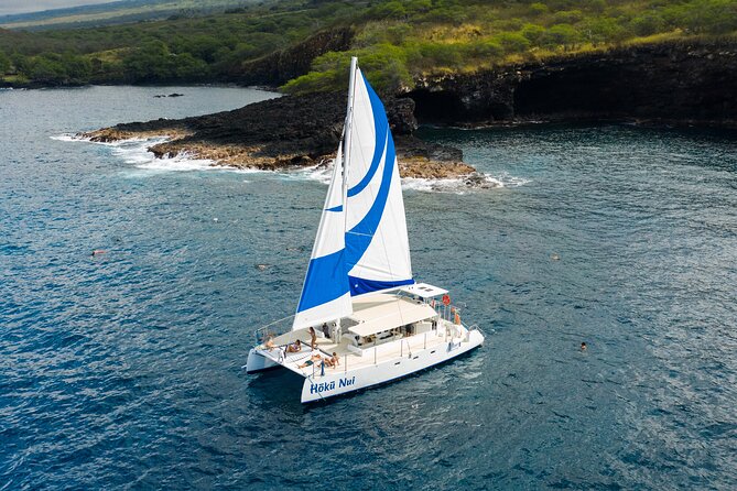 Deluxe Sail & Snorkel to the Captain Cook Monument - Inclusions and Amenities