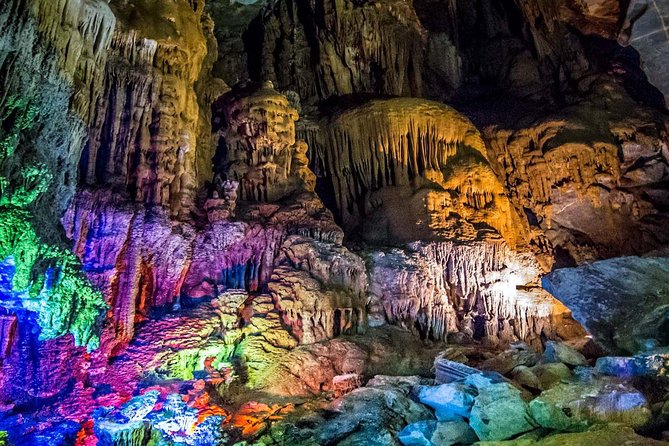 DELUXE SMALL Group : PHONG NHA CAVE And PARADISE CAVE Full Day Guided Tour - Highlights of Paradise Cave