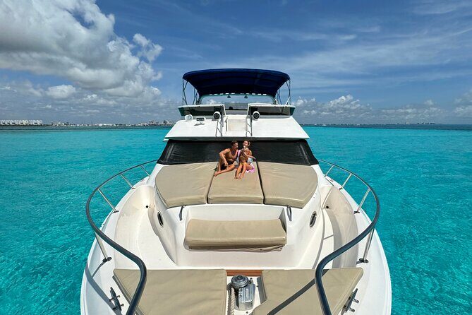Deluxe Yacht 48FT with FlyBrige Rental in Cancun - A Complete Look at the Deluxe Yacht 48FT with FlyBridge Rental in Cancun