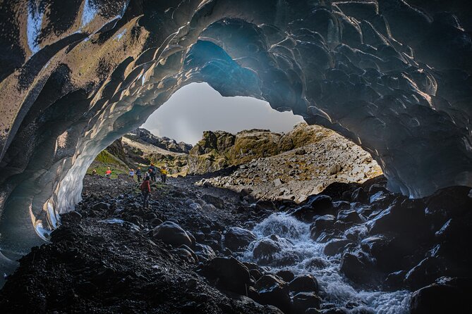 Demanding Glacier Hike and Ice Cave Half-Day Tour From Skaftafell - Activity Suitability and Fitness Requirements