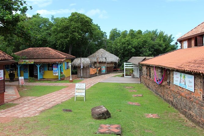 Demi South The Salines & Shopping - Booking Your Stay
