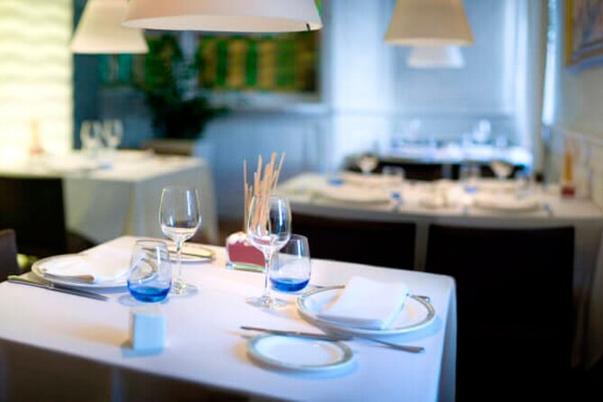 Denia Sunset Cruise and Dinner at the Port - Dining Options and Menu