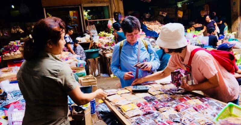 Denpasar: Museum, Traditional Market and Food Tasting Tour - Exploring Puputan Square