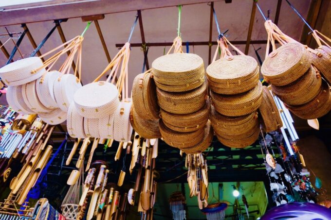 Denpasar: Museum, Traditional Market and Food Tasting Tour - Experiencing Kumbasari Market and Food Tasting