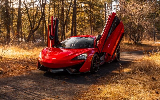 Denver: Exotic Supercar Test Driving Experiences Colorado - Adrenaline-Fueled Driving Experience