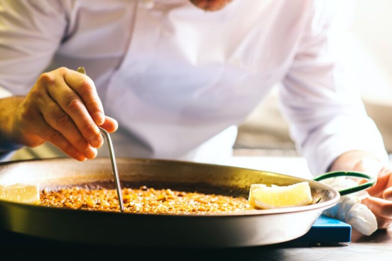 Denver : Paella Cooking Class With Local Chef - Cooking Experience