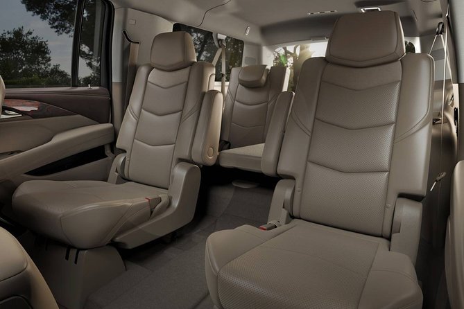 Departure by Sedan From Sharjah City to Sharjah Airport SHJ - Service Overview