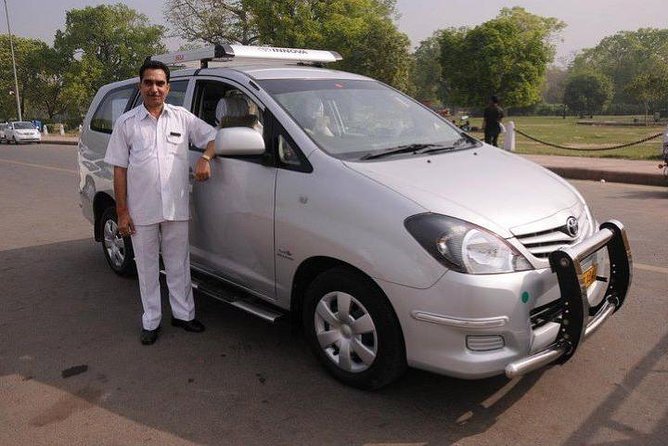 Departure Meet & Assist Service at Delhi Airport With Optional Private Transfer - Meeting and Pickup Details