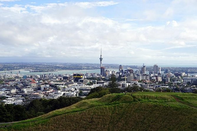 Departure Private Transfer Auckland City to Auckland Airport AKL by Sedan Car - Booking Confirmation Details