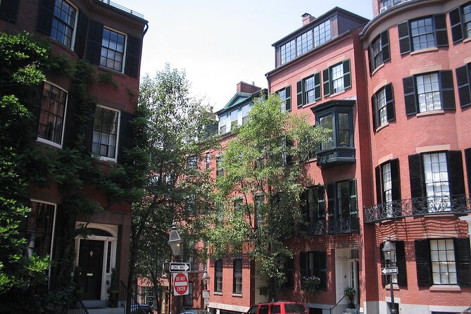 Departure Private Transfer: Boston City to Boston Airport BOS in Business Car - Pricing and Offers