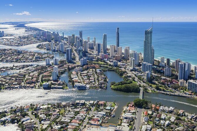 Departure Private Transfer: Gold Coast to Airport OOL in Luxury Van - Is It Worth the Price?