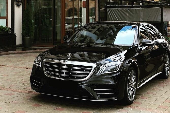 Departure Private Transfer: Las Vegas to Las Vegas Airport LAS in Luxury Car - Key Points