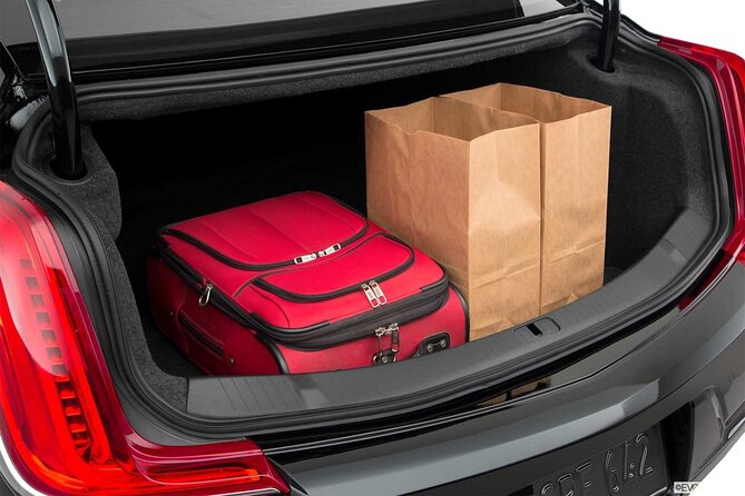 Departure Private Transfer Vancouver to YVR Airport or Cruise Port- Business Car - Pickup and Drop-off Locations