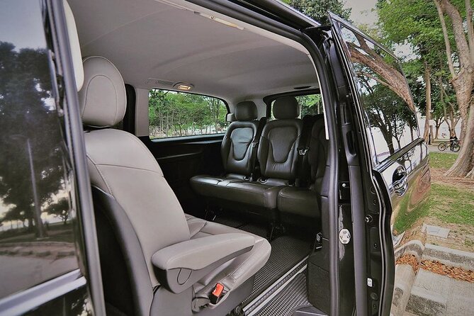 Departure Transfer: Frankfurt to Frankfurt Airport FRA by Van - Transfer Details