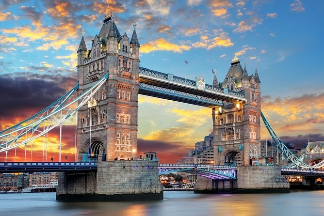 Departure Transfer: London to Gatwick Airport LGW by Business Car - Additional Information