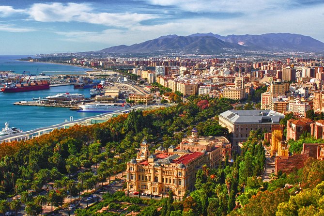 Departure Transfer: Malaga to Malaga Airport AGP by Luxury Van - Pricing and Discounts