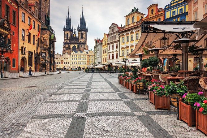 Departure Transfer: Prague to Prague Airport PRG by Luxury Van - What To Expect