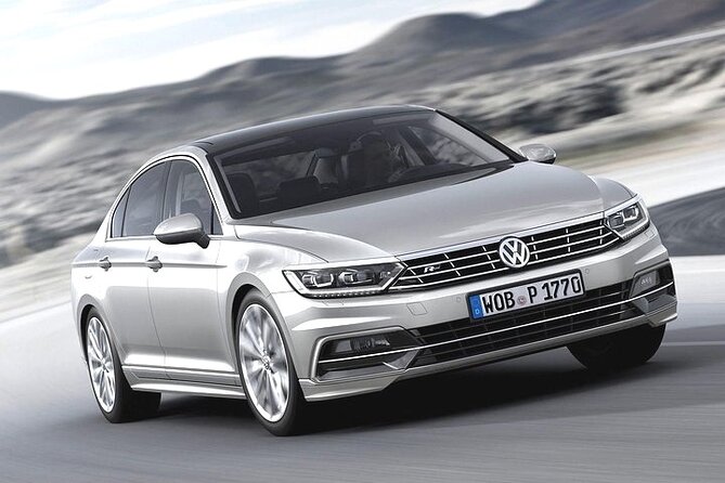 Departure Transfer: Warsaw to Chopin Airport WAW by Van - Drop-off Location