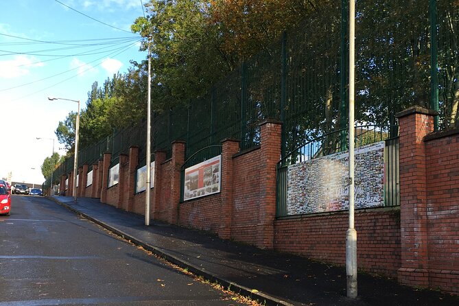 Derrie Danders: A Self-Guided Audio Tour of the Riverside and South City - Highlights of the Tour