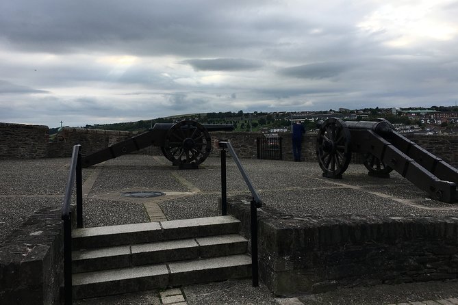 Derrie Danders: Highlights of the Walled City a Self-Guided Audio Tour - The Troubles in Derry