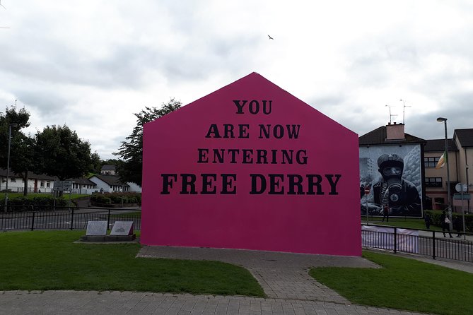 Derry City Bloody Sunday Bogside Murals Walking Tour - Meeting and Logistics