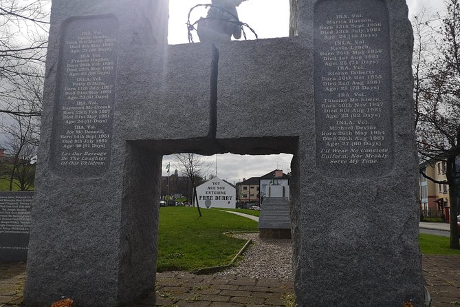 Derry City: The Bloody Sunday Story - Walking Tour - Personal and Emotional Perspective on the Troubles