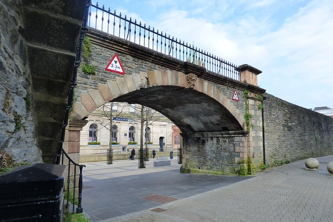 Derry Girls Original Sites Tour - Derrys Iconic Locations