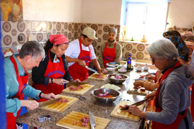Desert Cooking Class at Local Family House - Booking and Cancellation Policy