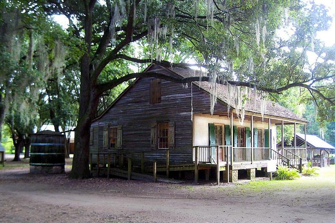 Destrehan Plantation and Large Airboat Tour From New Orleans - Pickup and Drop-off Details