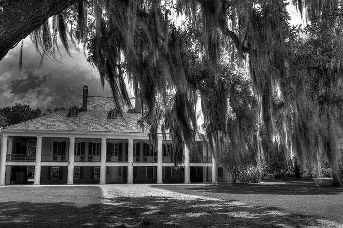 Destrehan Plantation Haunted Night Tour - Tour Inclusions and Accessibility