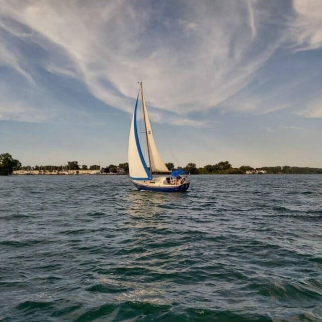 Detroit: Sailing Tour on the Detroit River - An Authentic Look at the Detroit River Sailing Tour