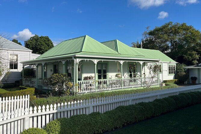 Devonports Village: A Self Guided Wheelchair-Friendly Audio Tour - FAQs