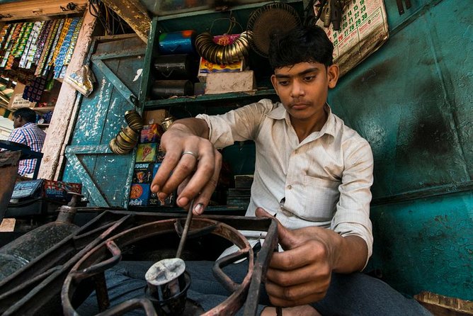 Dharavi- Asias Largest Slum Tour With Transport and Local Guide From Dharavi - Traveler Reviews