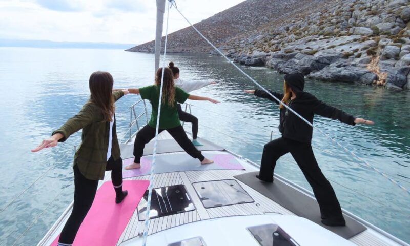 Dia Island: Yoga & Sunset Sailing - Wildlife Sightings