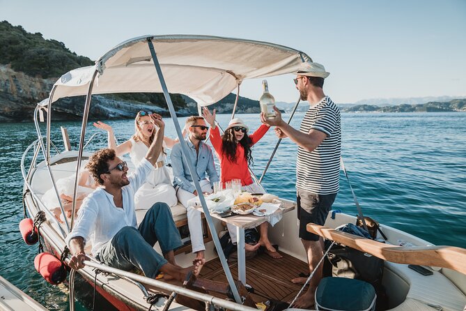 Didi Boat Tour With Davide-Explore the Island and Portovenere - Onboard Amenities