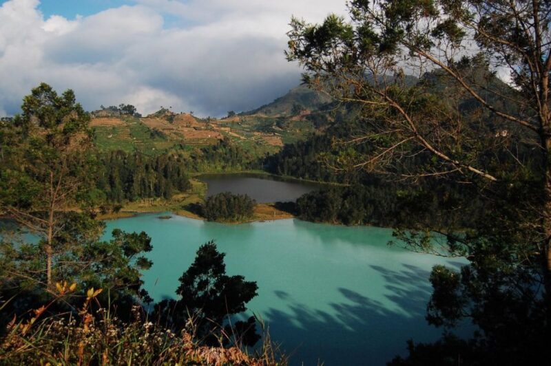 Dieng: Sikunir Golden Sunrise and Dieng Plateau Tour - Experience and Cultural Insights