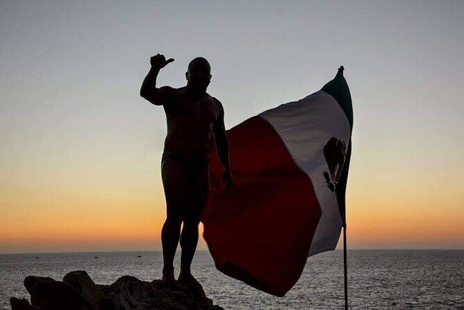 Different Versions of Sunset in "La Quebrada" High Cliff Divers - What’s Included and How It Matters