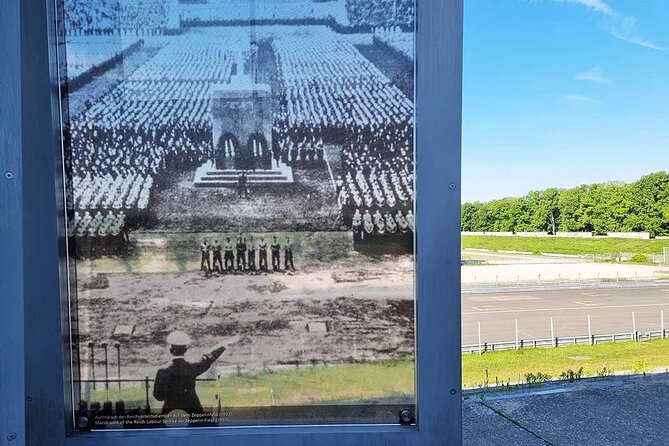 Digital Scavenger Hunt Around the Stone Grandstand and the Zeppelin Field in Nuremberg - Navigating the Zeppelin Field