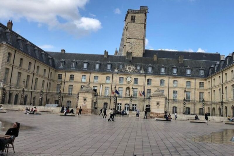 Dijon: a Self-Guided Audio Tour Through the City - Pricing and Duration